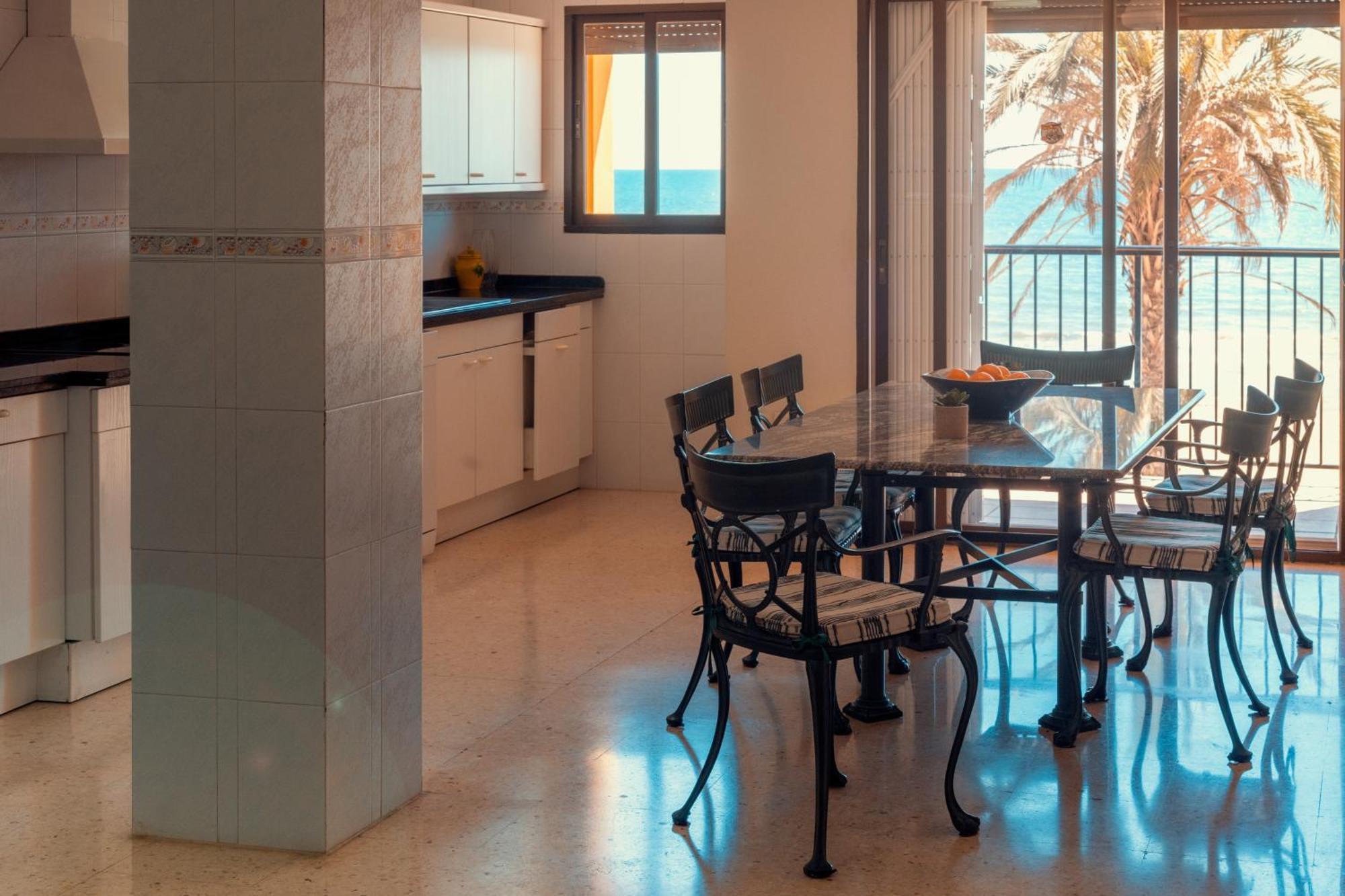 Apartamento Familiar Port-Saplaya Port Saplaya Eksteriør billede